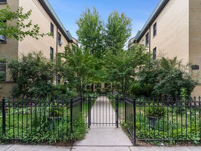 1431 W Summerdale Ave APT 1B, Chicago, IL, 60640