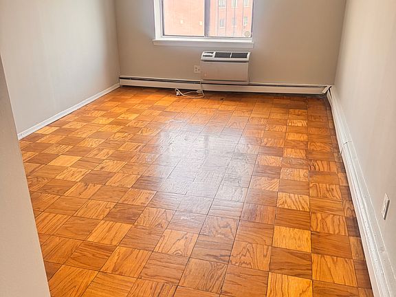5th image of 14016 34th Ave #1113A