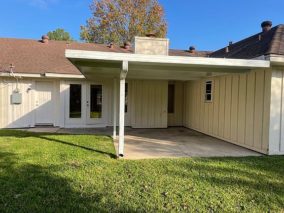 4th image of 2430 Willowby Dr