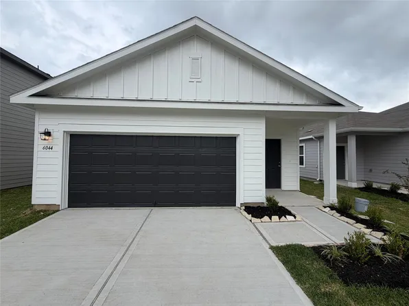 6044 Majestic Creek Trl, Porter, TX 77365