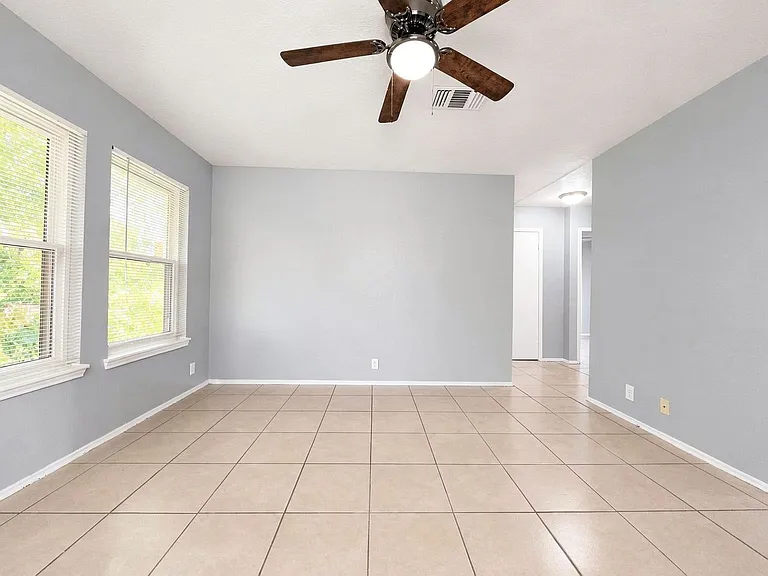 4614 Gurley Ave — Photo 47