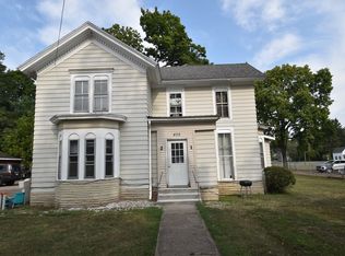 405 W Ferry St APT 2, Berrien Springs, MI 49103