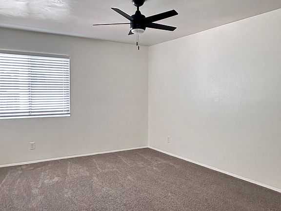 5th image of 342 Juniper Ave #2B-1Ba-1000Sqft