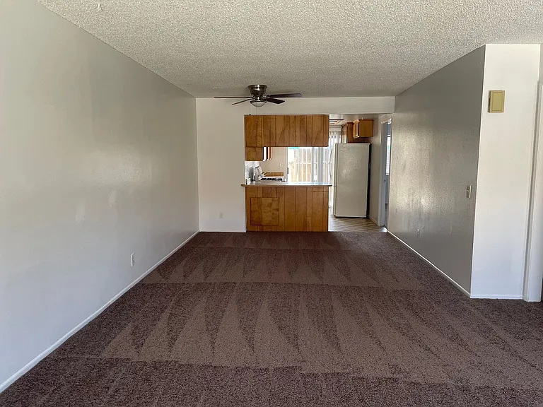 576 Montecito Ave — Photo 7