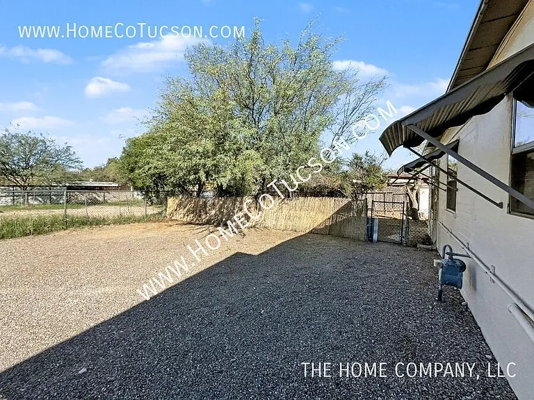 3435 E Elida St — Photo 23