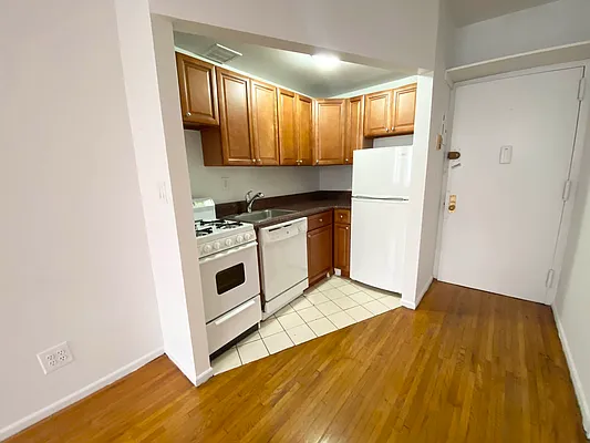 Rented by JM Preston Properties LLC | media 14