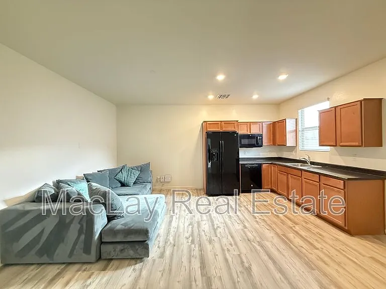 2372 E Dust Devil Dr — Photo 22