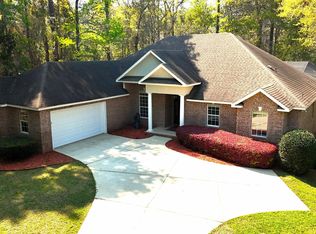 2250 Cobb Dr, Tallahassee, FL 32312
