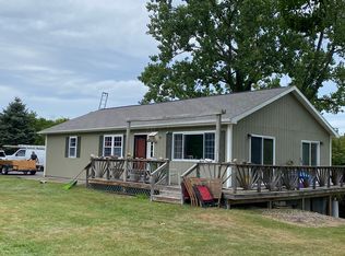370 Floyd Hawver Rd, Round Top, NY 12473