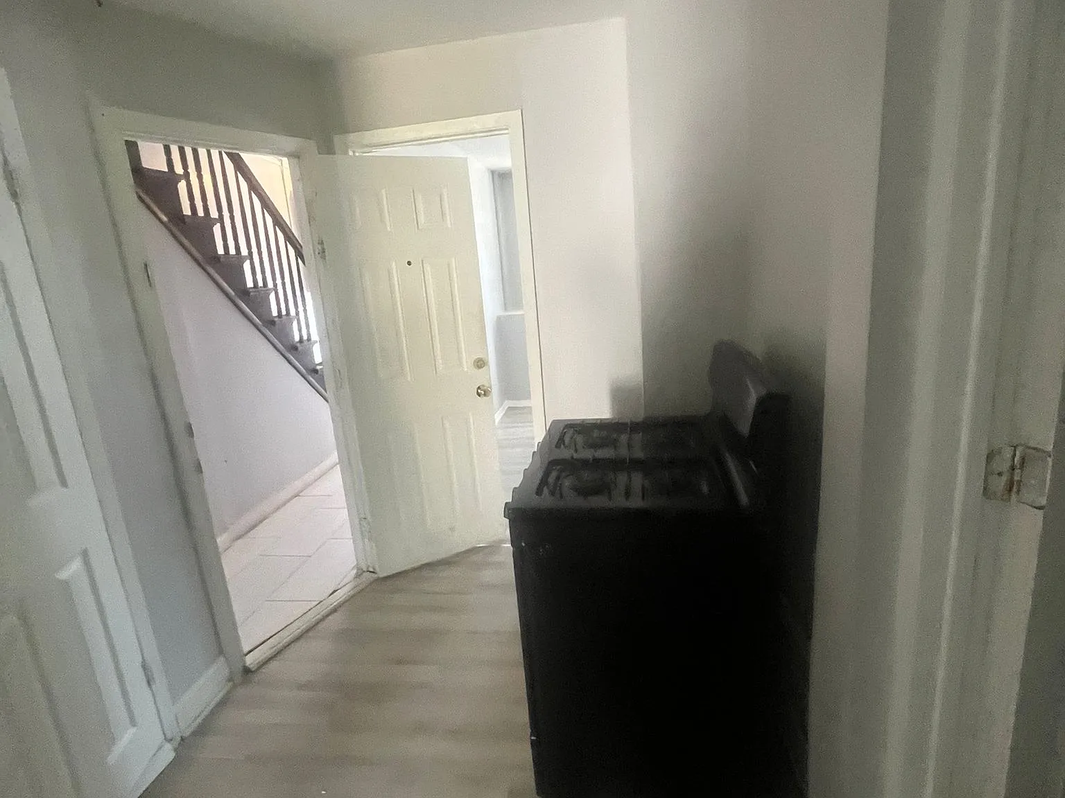 3 bed, 1000 sqft, $2,095 — Photo 3