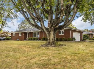 890 Meadowview Dr, Columbus, OH