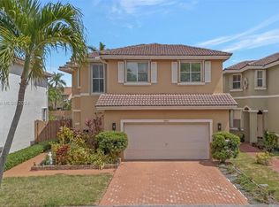 15641 SW 112th Way, Miami, FL 33196