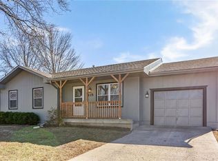415 W Smith St, Spring Hill, KS 66083