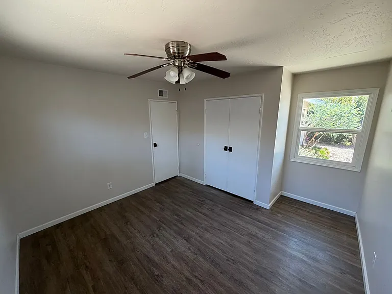 6315 Lake Arago Ave — Photo 12