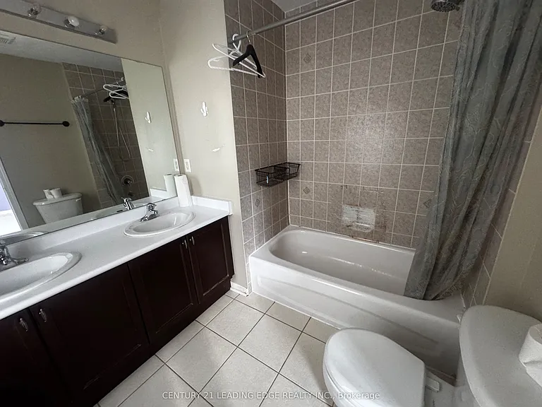 13 Prince William Dr #UPPER — Photo 12