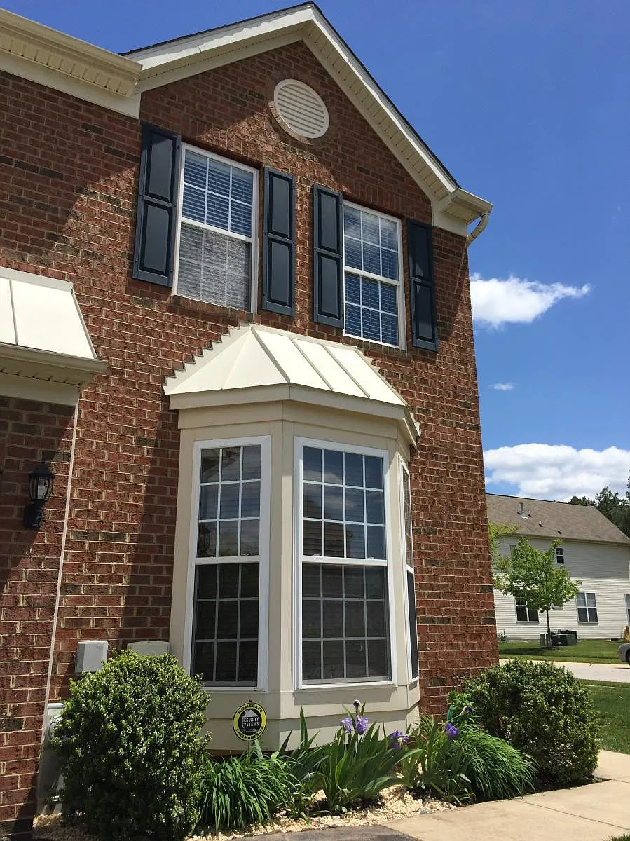 Brick with sunny Bay Window - 1859 Scaffold Way
