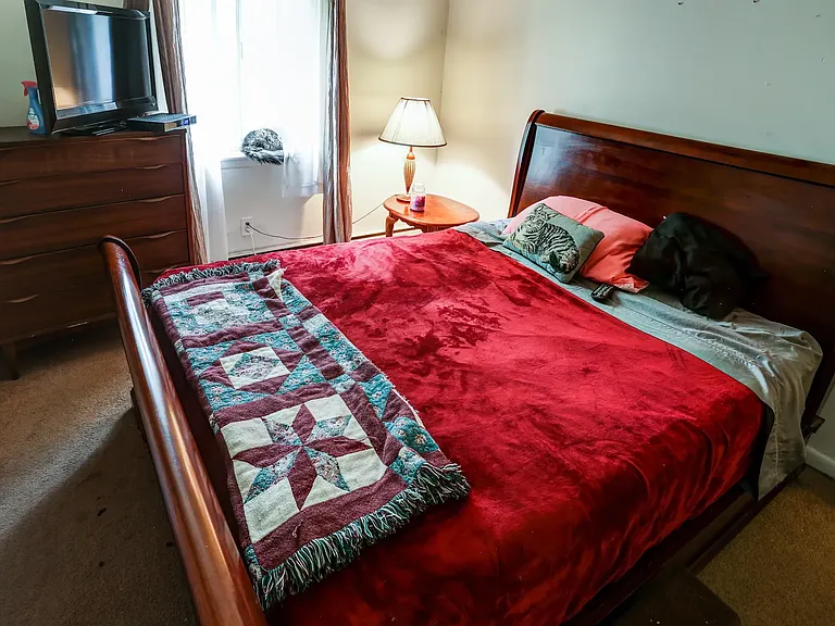 The Creekside Manor Apartments — Photo 10