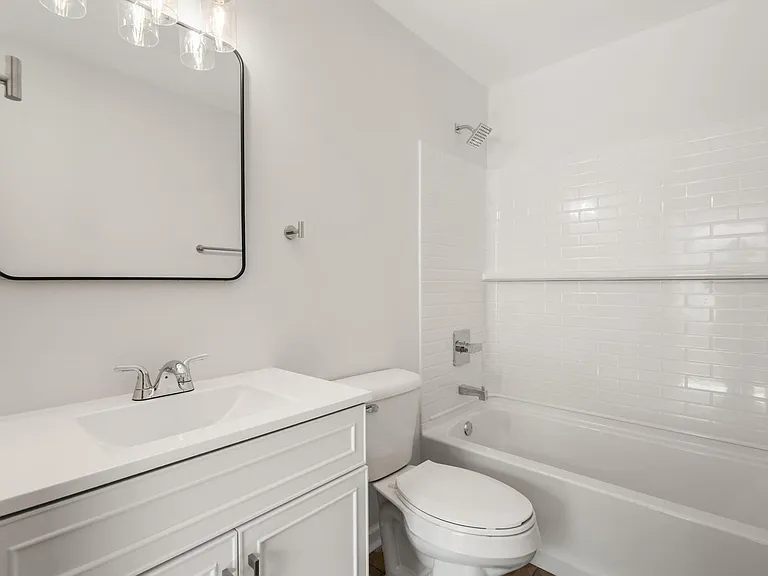 31 Railroad St #10 — Photo 12