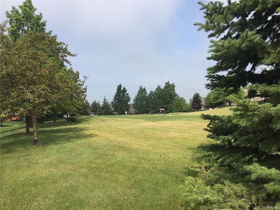 1st image of 41672 Sleepy Hollow Dr #1
