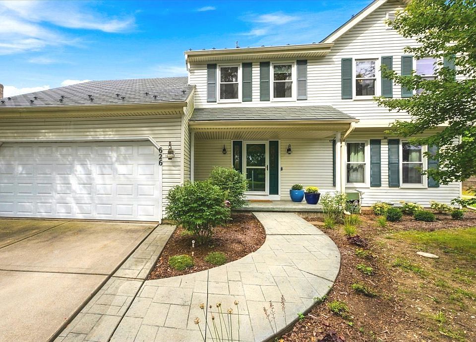 1st image of 626 Highbury Ln