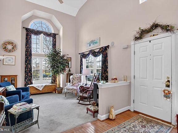 2nd image of 375 Belcourt Way