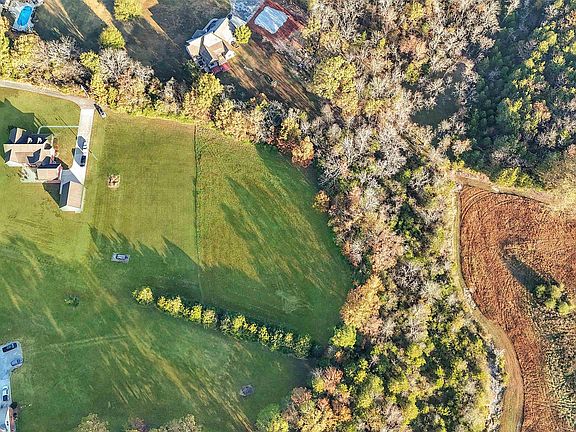 3rd image of 2637 Chapel Hill Rd SW