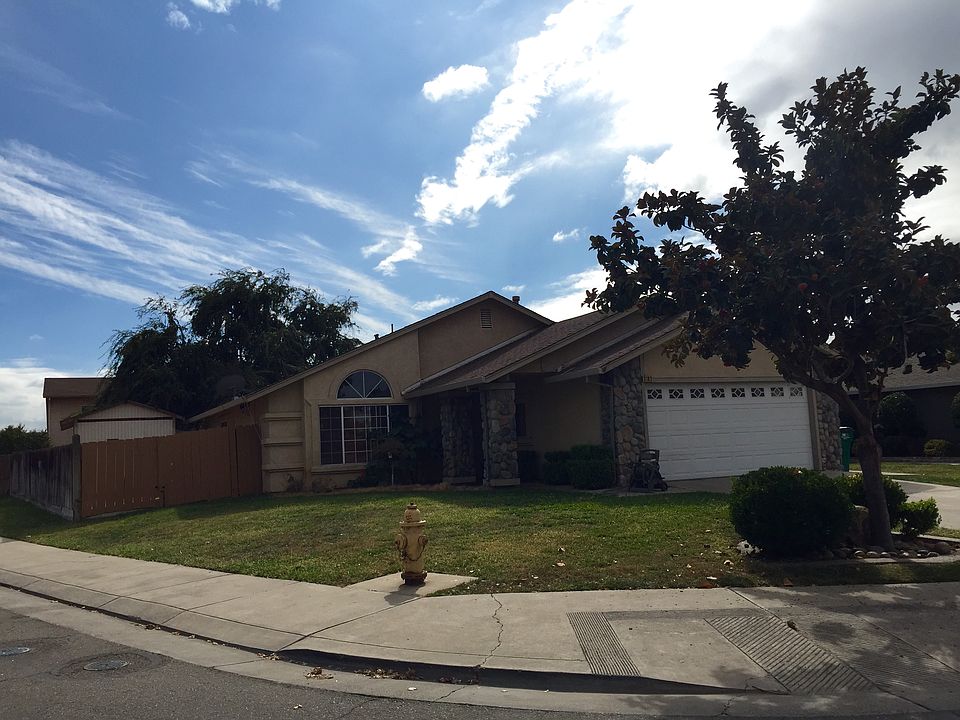 1st image of 3162 Janessa Way
