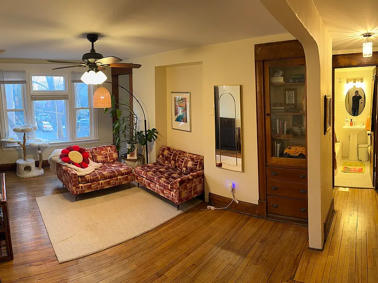 2530 Dupont Ave S #204 — Photo 15