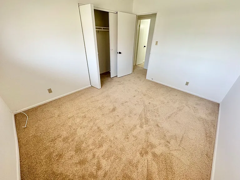 2913 Colanthe Ave — Photo 17