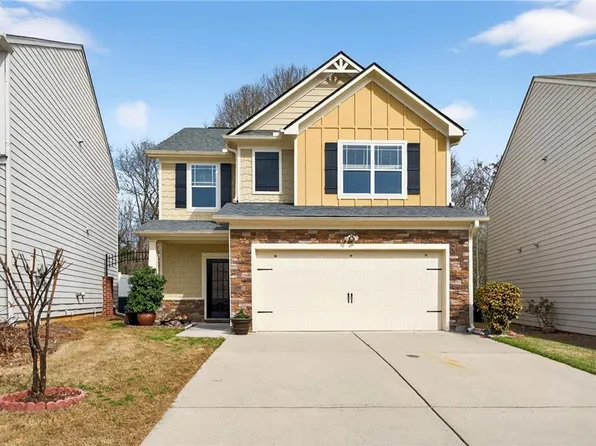 346 Highland Pointe Cir E, Dawsonville, GA 30534