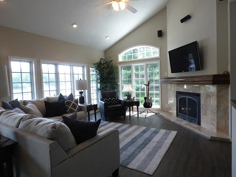 217 Hawks Chase Ln — Photo 5