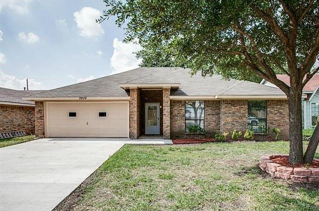 1st image of 2604 Herring Cir