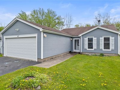 47 Tall Tree Dr, Penfield, NY, 14526