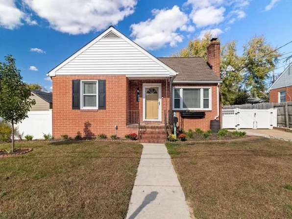 526 Newfield Rd, Glen Burnie, MD 21061