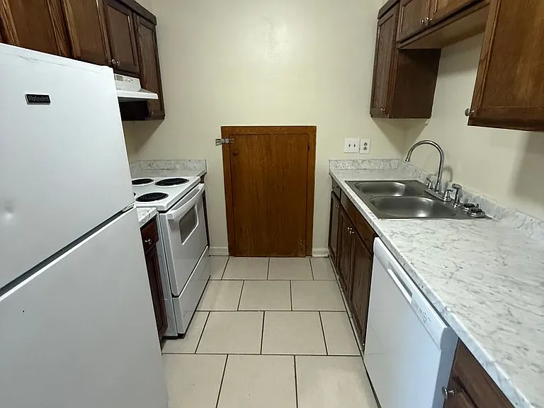 8316 Innovation Park Dr — Photo 6