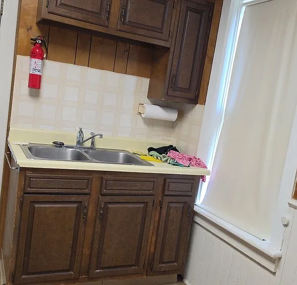 427 N Oak Ave #1 — Photo 5