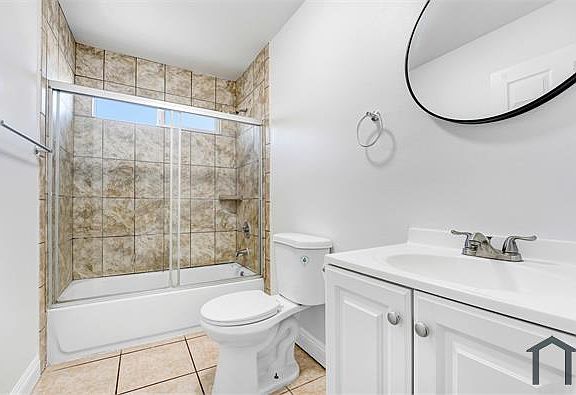 5th image of 421 E 61st St #421