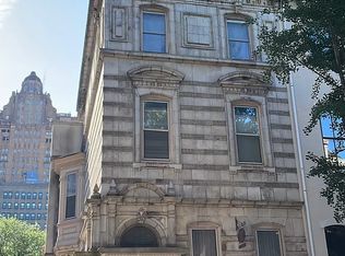 313 S 17th St FL 2R, Philadelphia, PA 19103
