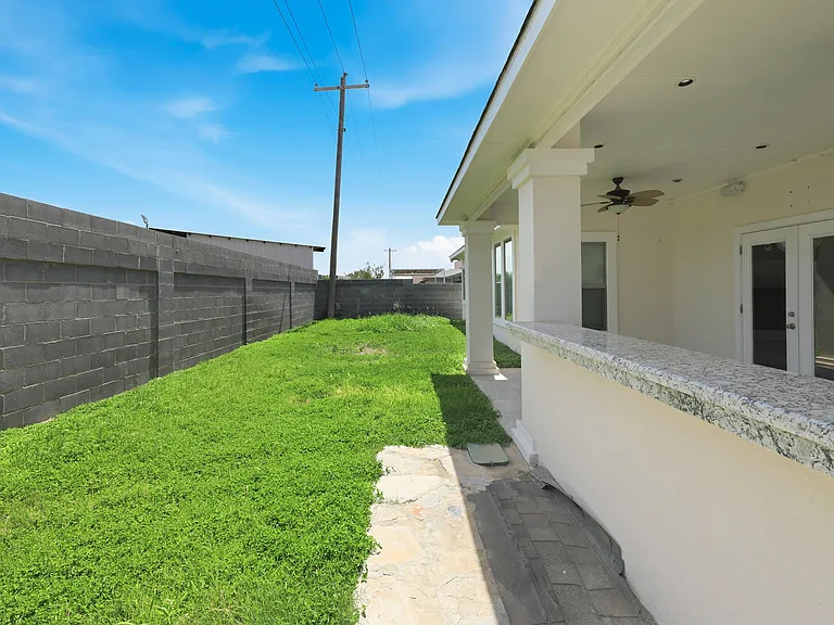 7225 Sylvia Plath Dr — Photo 21