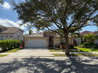 13742 N Garden Cove Cir, Davie, FL 33325