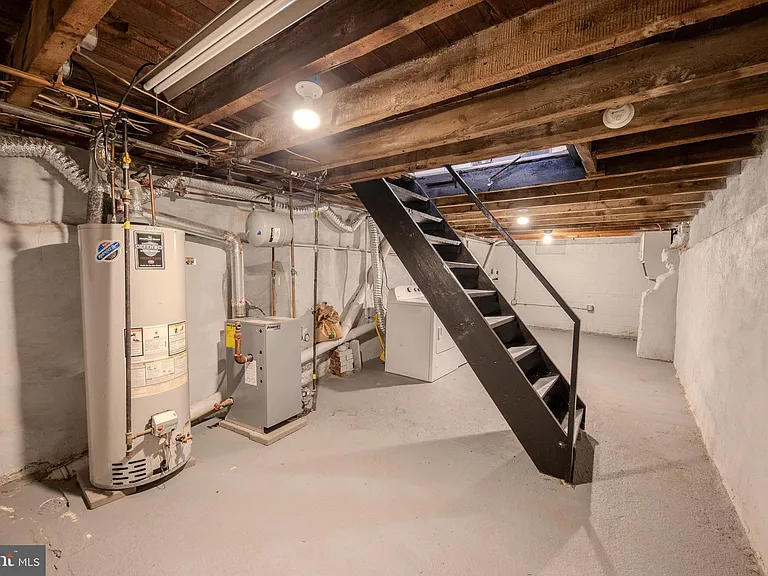2924 Salmon St — Photo 28
