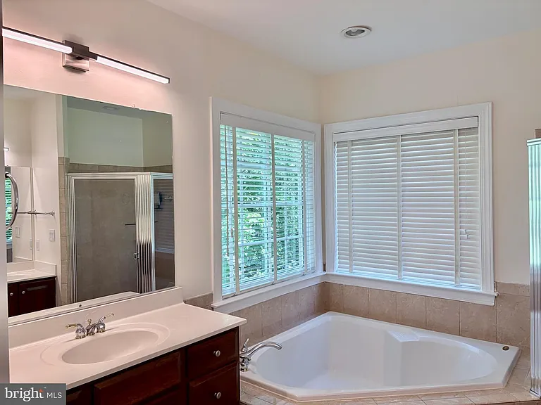 2178 Harithy Dr — Photo 26