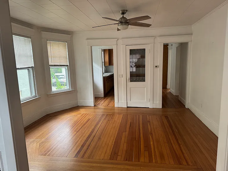 196 Willard St #1 — Photo 8