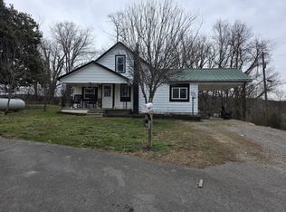 427 Smith Chapel Rd, Albany, KY 42602