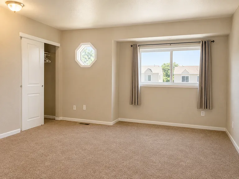 312 Southridge Pl — Photo 16