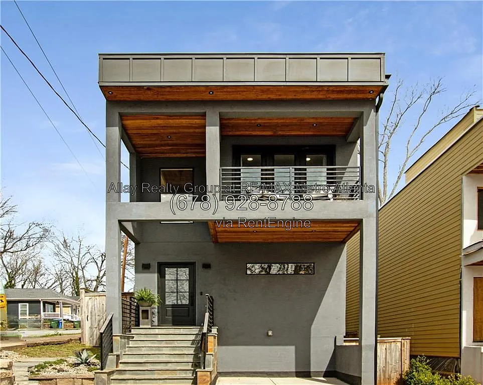 3 bed, 3.5 bath, 2366 sqft, $3,170 — Photo 2