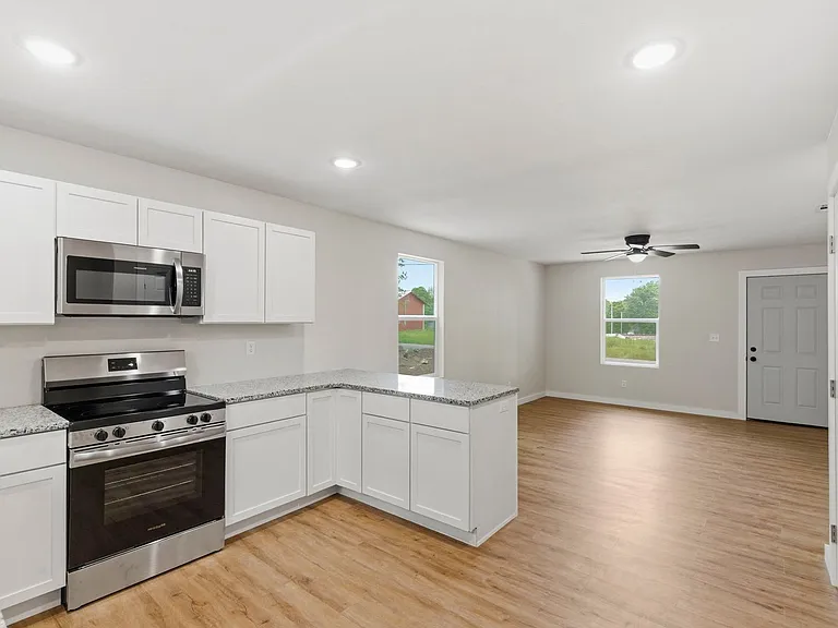 402 S Frisco #B — Photo 8