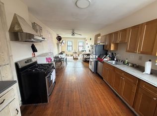 313 Cambridge St #2T, Cambridge, MA 02141