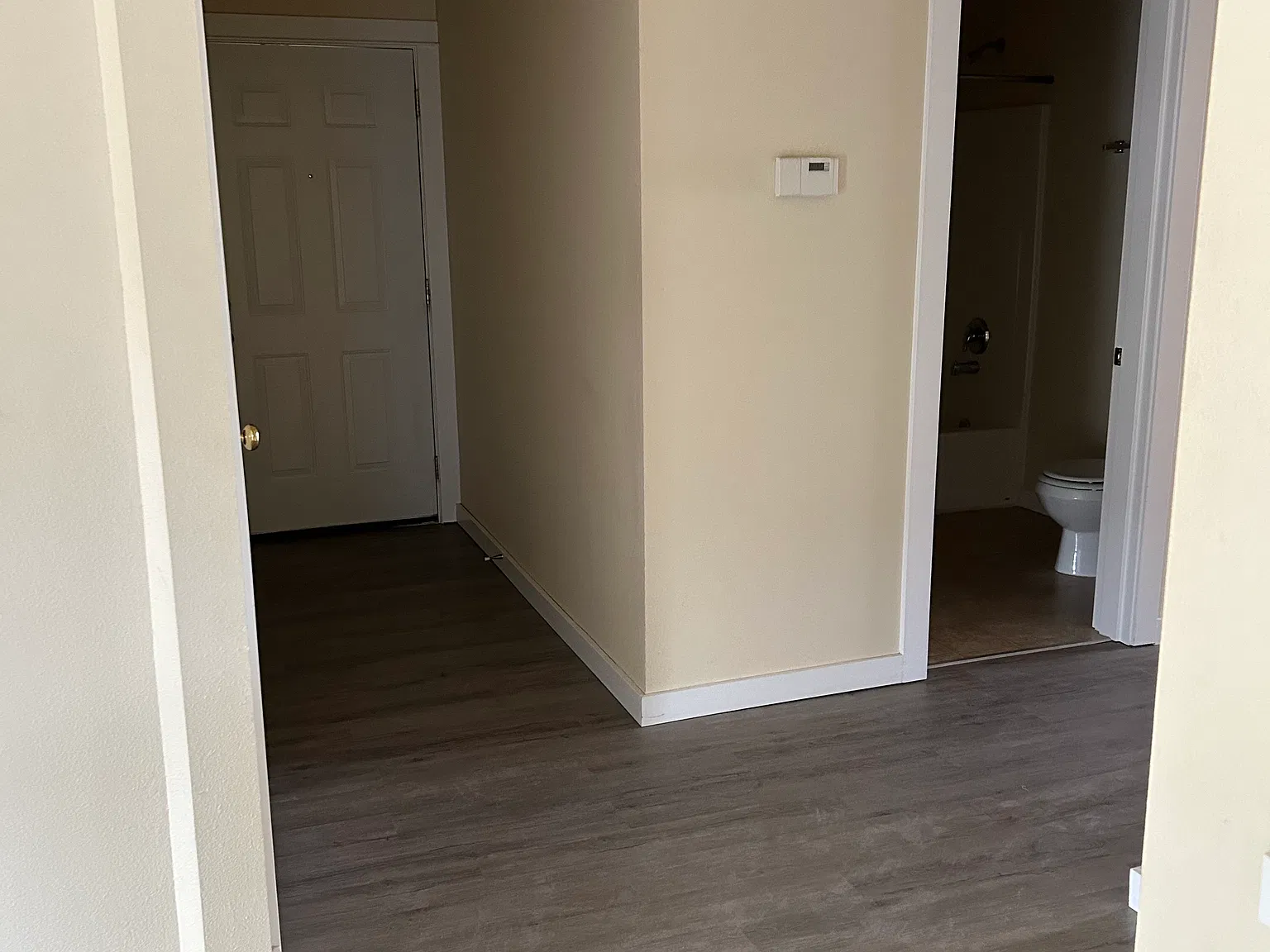 2 bed, 1200 sqft, $2,295 — Photo 4