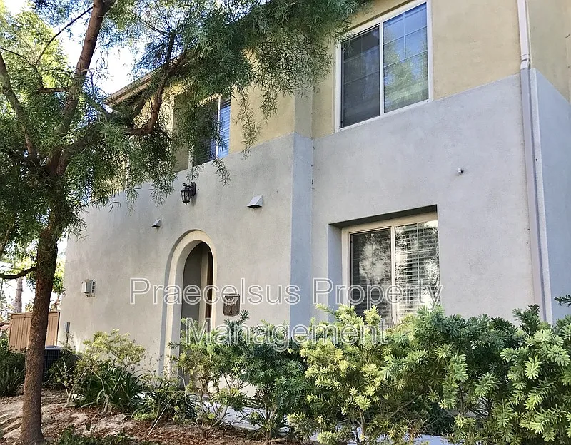 1724 Rolling Water Dr #4